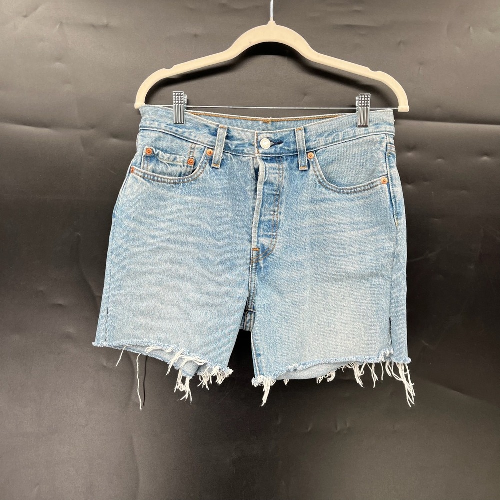 Levis 501 high rise denim button fly mid rise jean shorts indie sleaze boho 29
